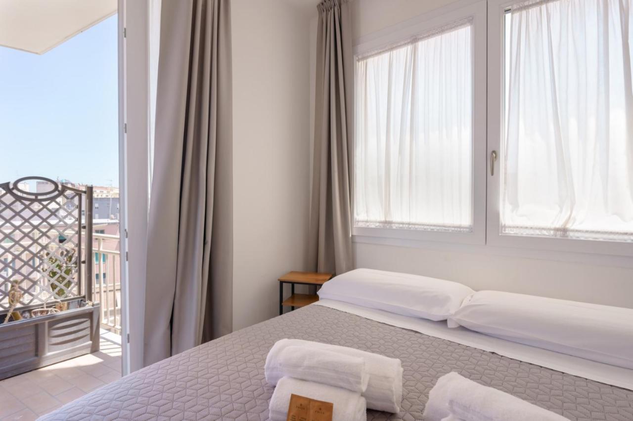 Lumiere Rooms - Eja Sardinia Кальяри Экстерьер фото