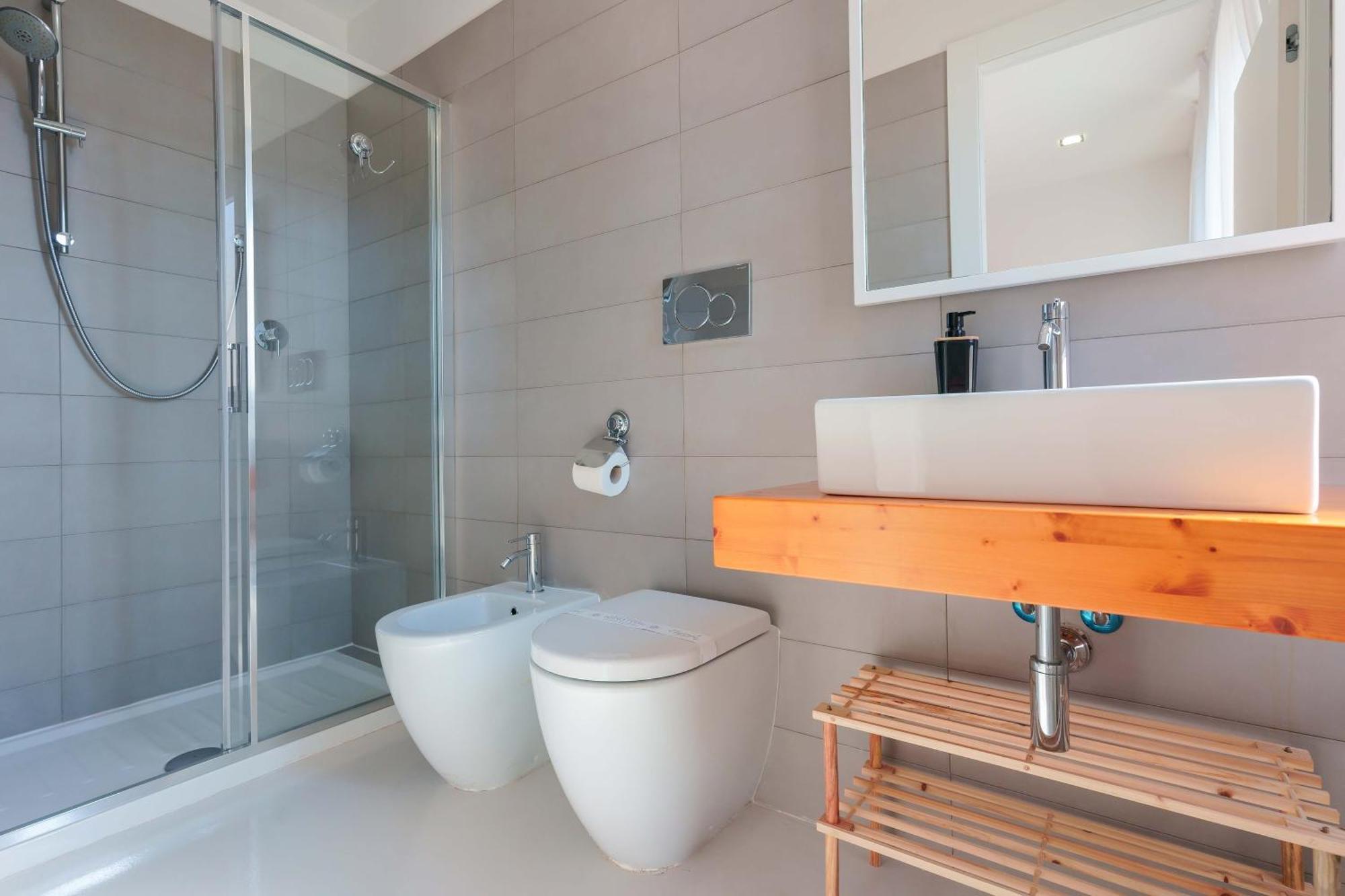 Lumiere Rooms - Eja Sardinia Кальяри Экстерьер фото